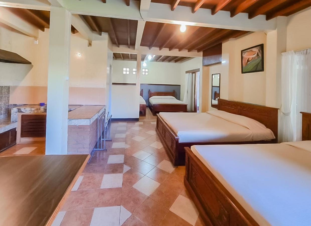 Samakta Guest House Lembang Extérieur photo