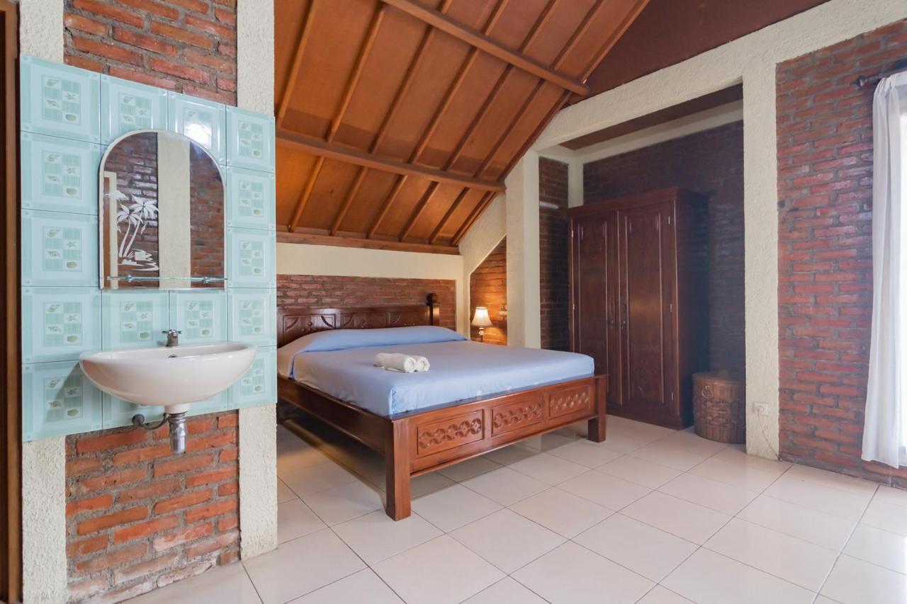 Samakta Guest House Lembang Extérieur photo