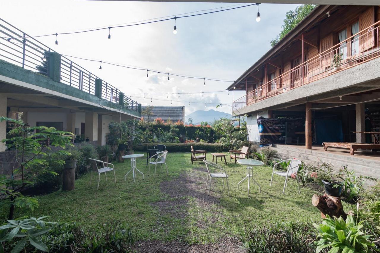 Samakta Guest House Lembang Extérieur photo